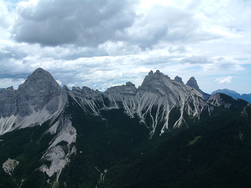 Dolomites 2.jpg