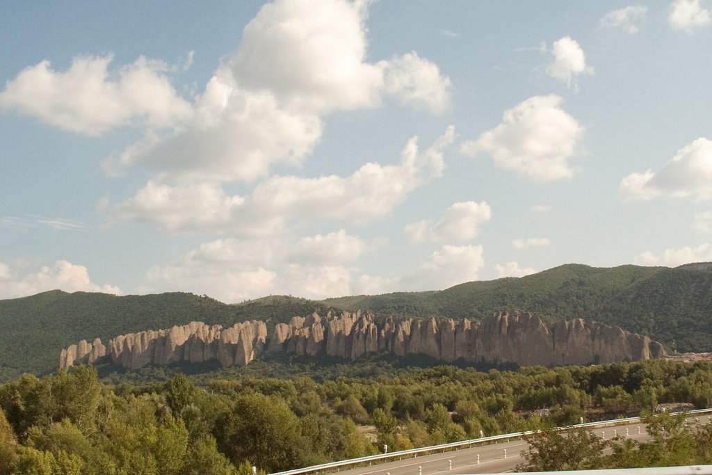 Les Cahiers Du Sud.jpg
