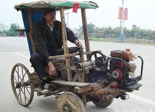 F-86 第一架国产奔迟.jpg