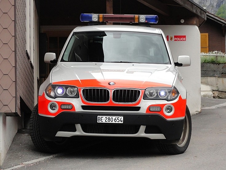 Swiss Police BMW.jpg