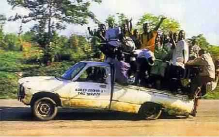 F-136 喂! 坐定定呀.jpg