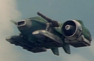 3 綠色飛空機.jpg