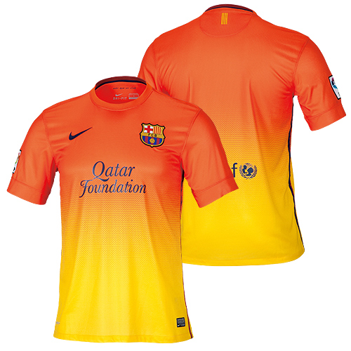 巴塞隆拿作客球衣.jpg