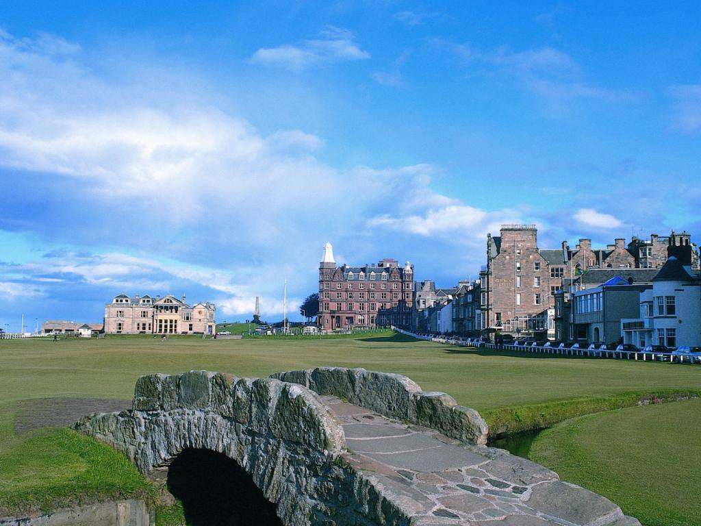 St_Andrews_Golf_Course.jpg
