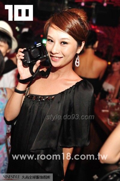 Asian_Party_Girls_140912_51.jpg