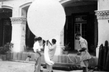 1949_Pilot_balloon_1949_1950.jpg