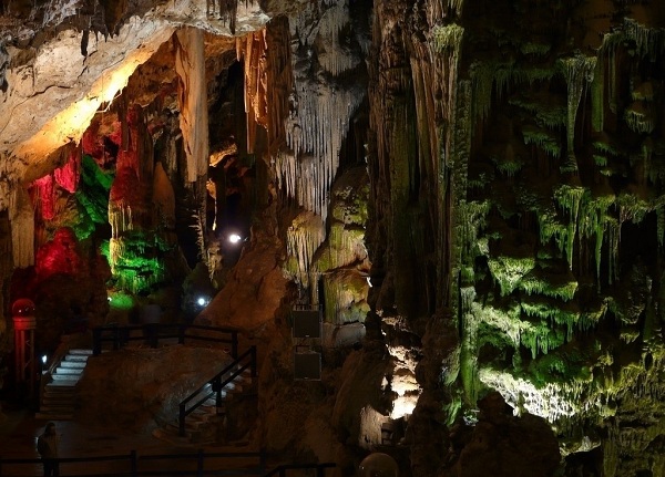 鐘乳洞4.jpg