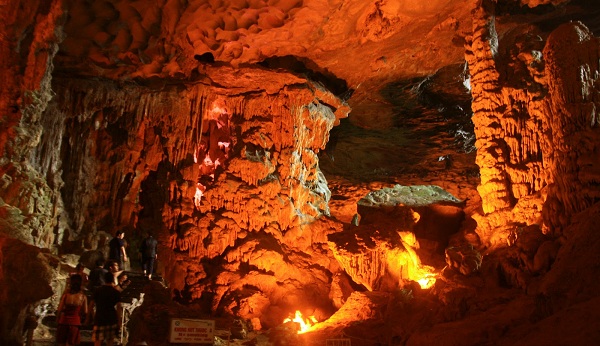 鐘乳洞23.jpg