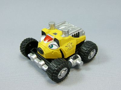 3 巨熊越野車.jpg