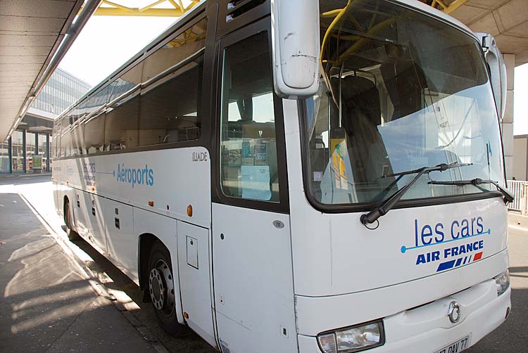 af_bus_parked_orly-lg.jpg