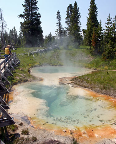 geyser_basin_0521.jpg