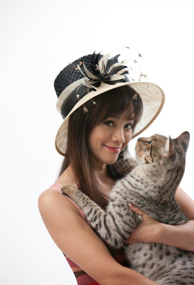 sharon390550_10150539180700962_1824549962_n (1).jpg