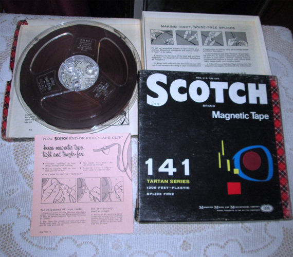 il_570xN.377009227_s6sm.jpg