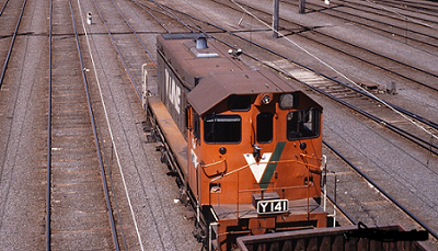 Y141火車頭-1.png