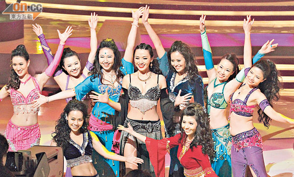 1 煒哥以性感出位，但其他女星也不失睇頭。.jpg