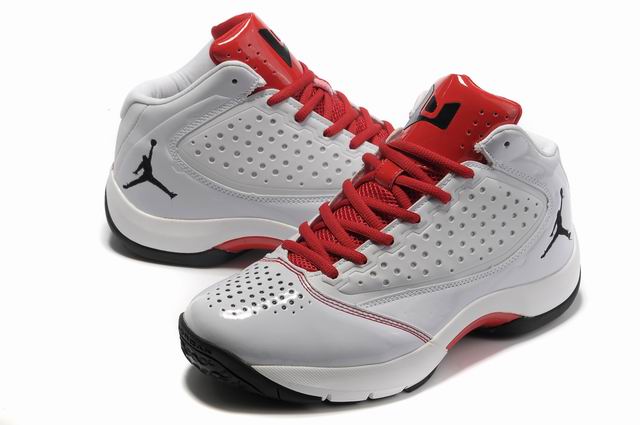 Jordan-D-Reign-X-White-Black-Varsity-Red_1.jpg