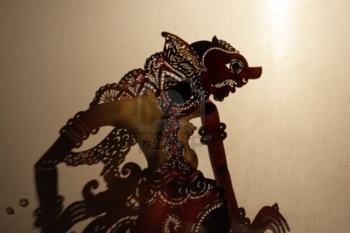 5992922-wayang-kulit-shadow-puppet-show--kelantan-malaysia.jpg