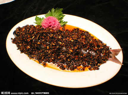 四川秘制豆豉蒸活鱼.png