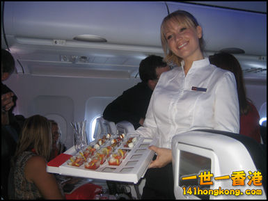 flight_attendant_farrah_3Virgin America.jpg