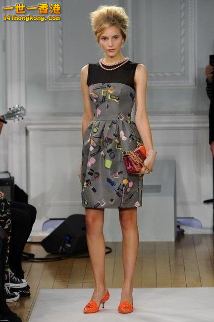 Moschino Cheap & Chic.png