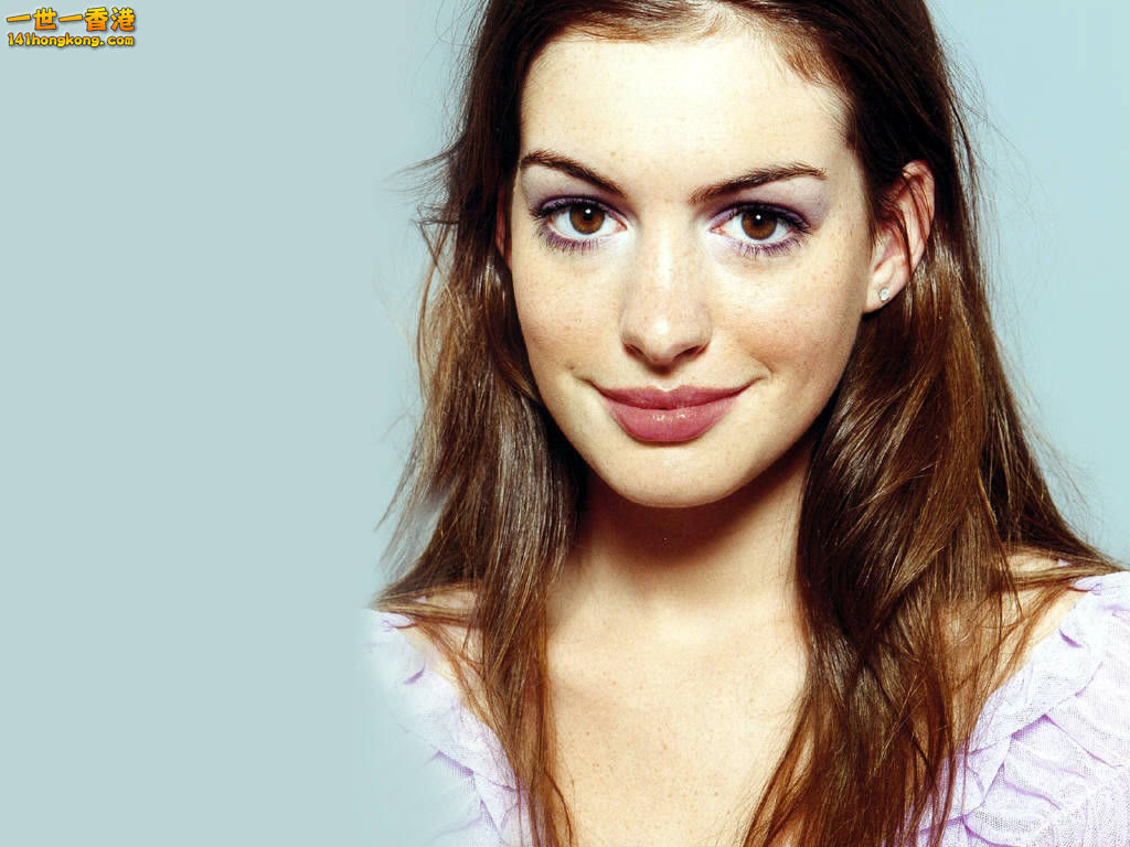 Anne-Hathaway-7.jpg