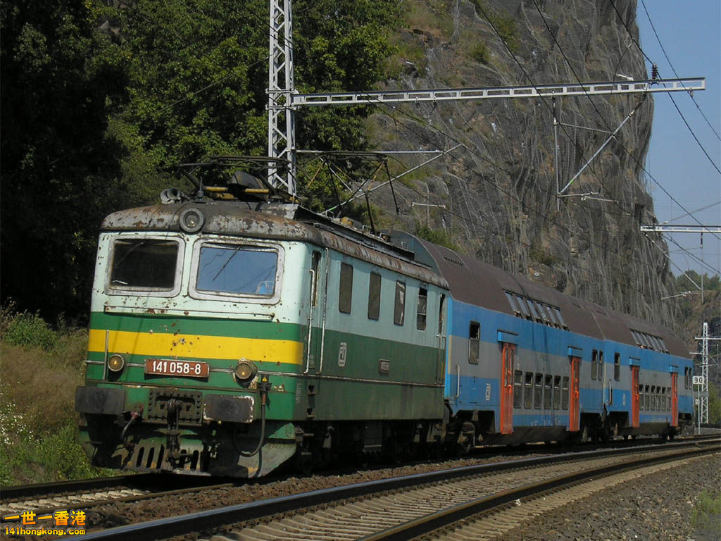 141-058.jpg