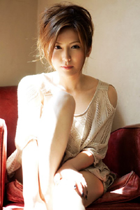 椎名ゆな (椎名由奈).jpg