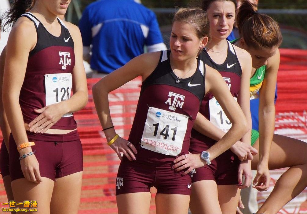 141 girl runner.jpg