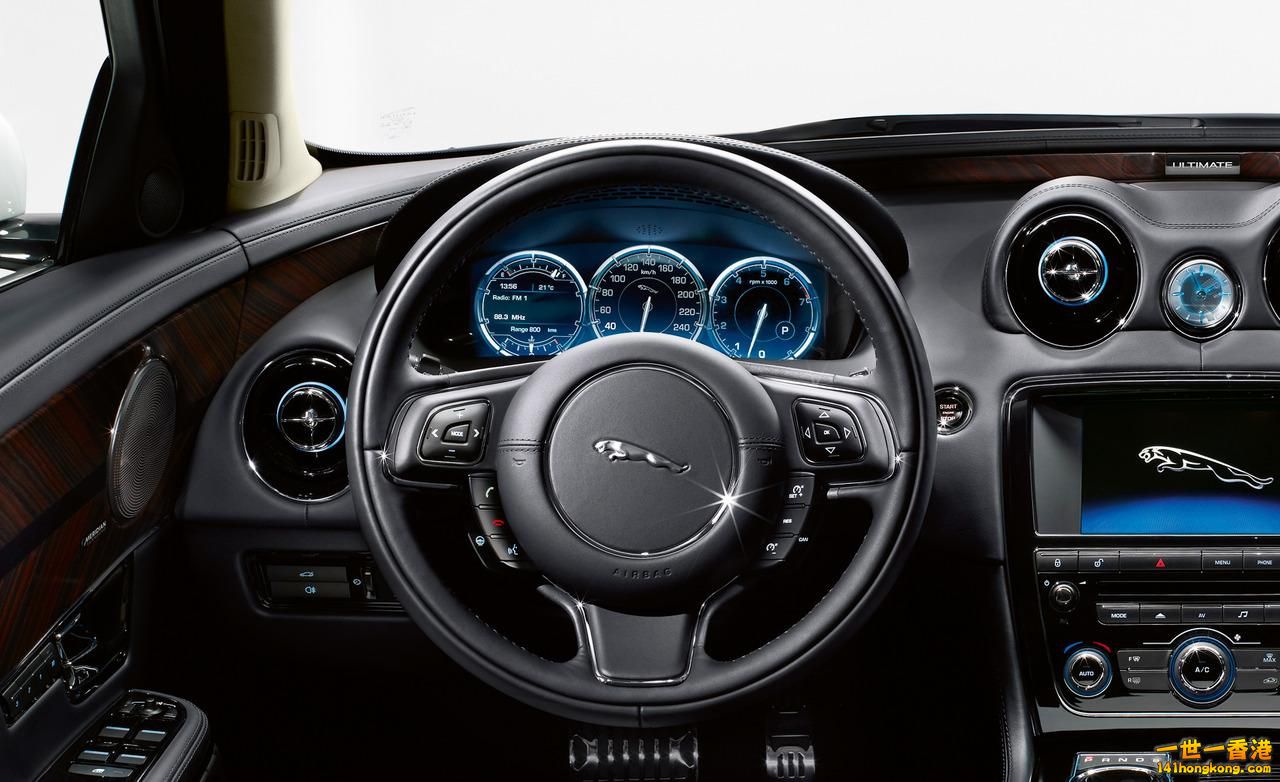 2013-Jaguar-XJ-Ultimate-interior-photo.jpg