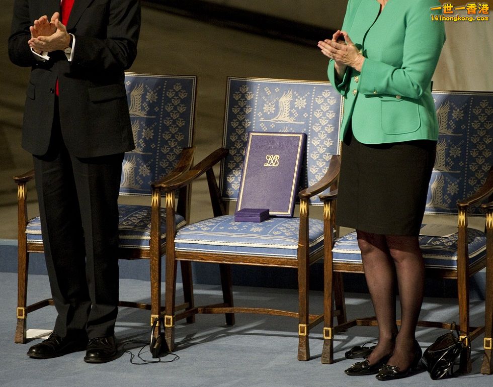 GETTY_W_121010_NobelPeacePrizeLiuXiaoboEmptyChair.jpg