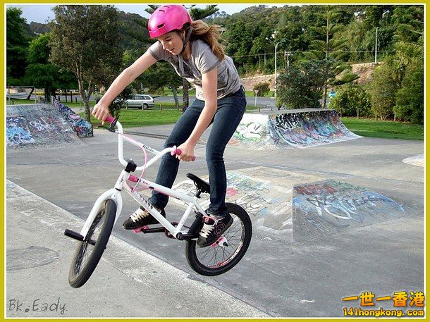 Hot Girl On Bmx Bike 017.jpg
