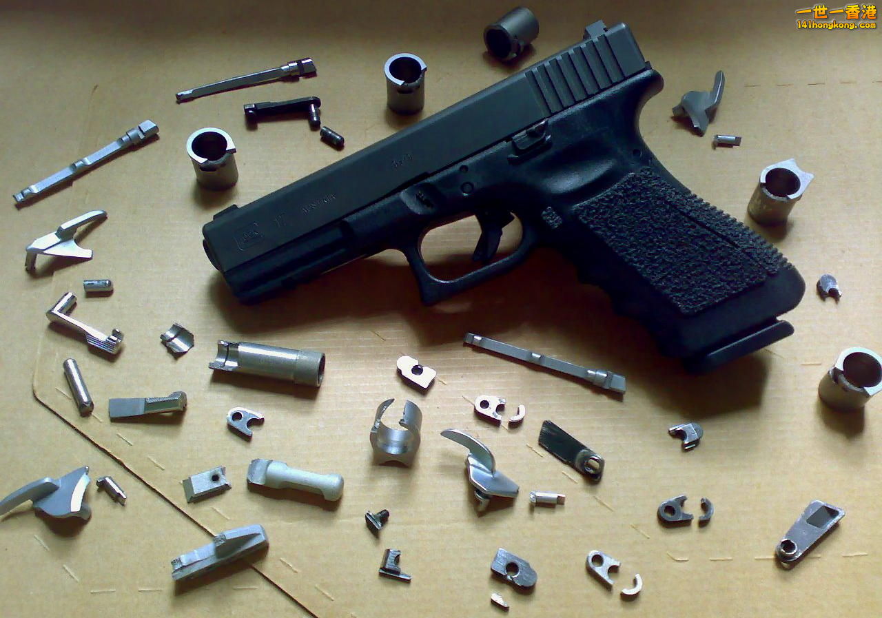Glock VS broken parts.jpg