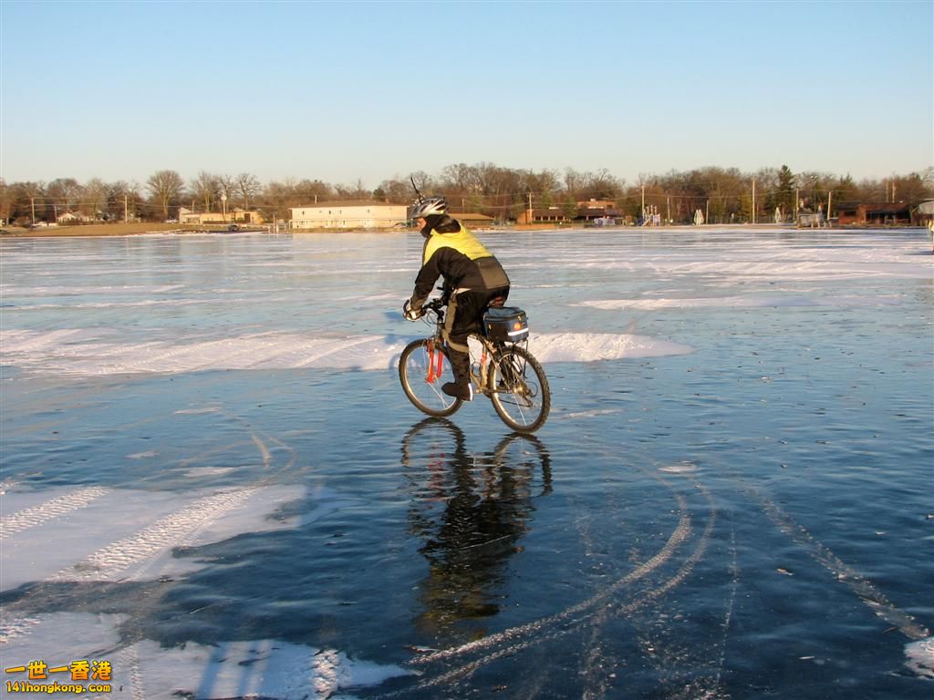 Diamond_Lake_biking_IMG_6915.jpg