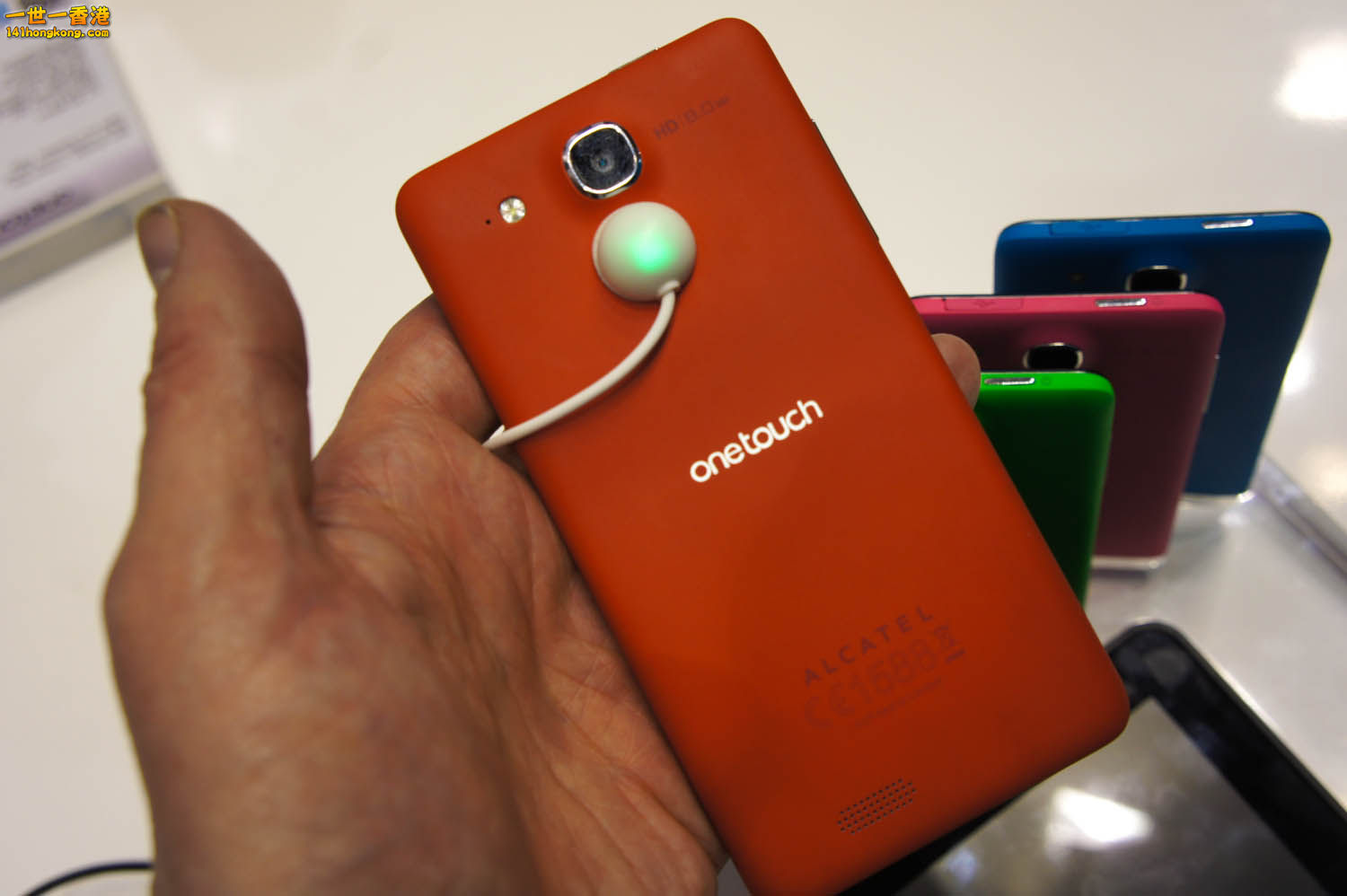 Alcatel One Touch Idol 4.jpg