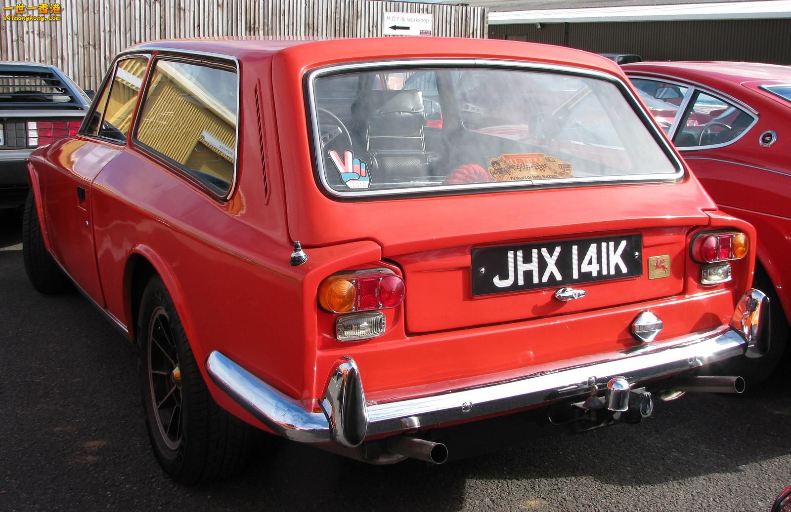 1971 Gilbern Invader estate at Haynes Museum, Sparkford.jpg