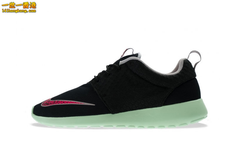 Nike-2013-SpringSummer-Roshe-Run-FB-01.jpeg