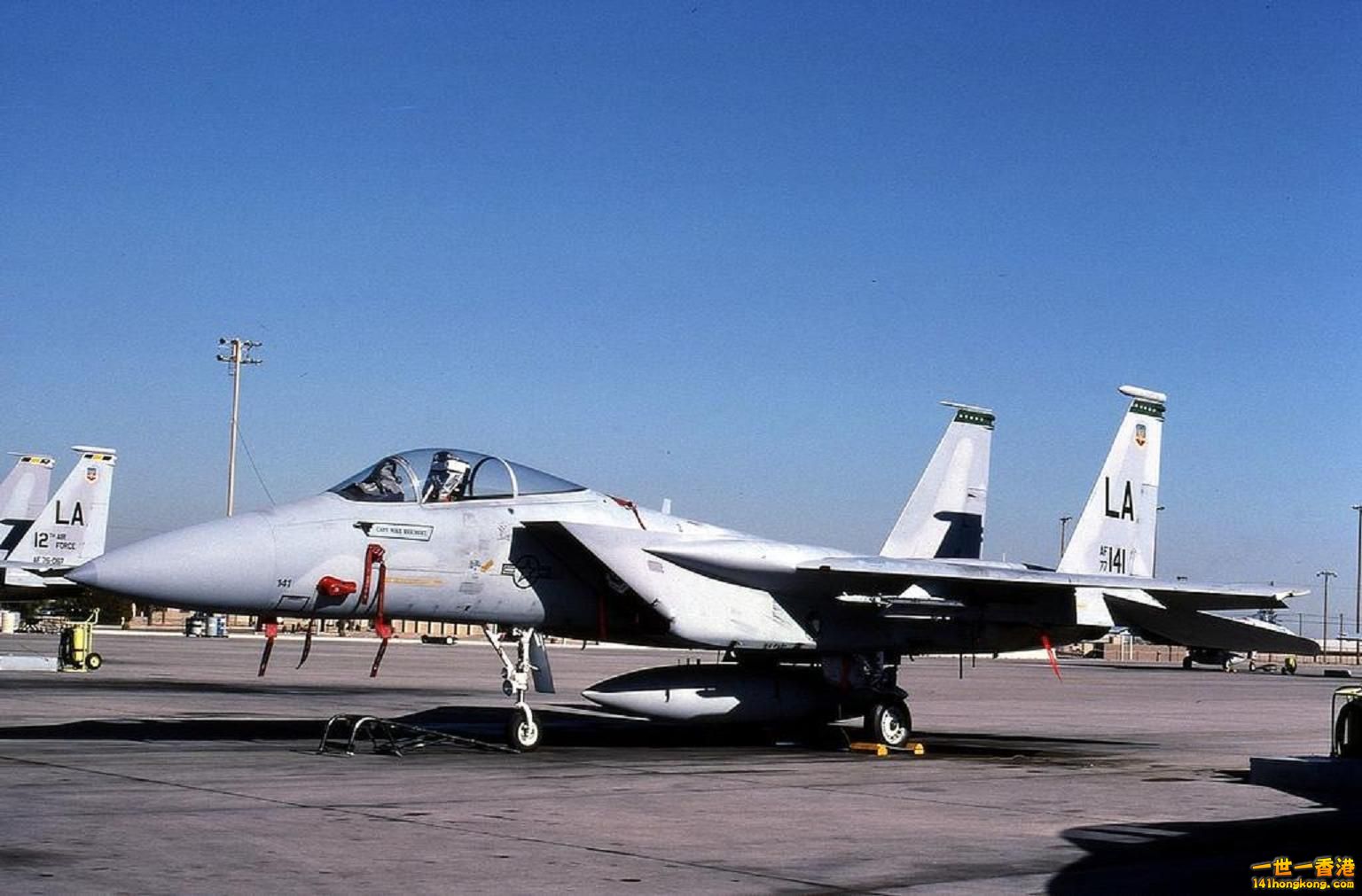 77-141 F-15A LA 555 TFS...jpg