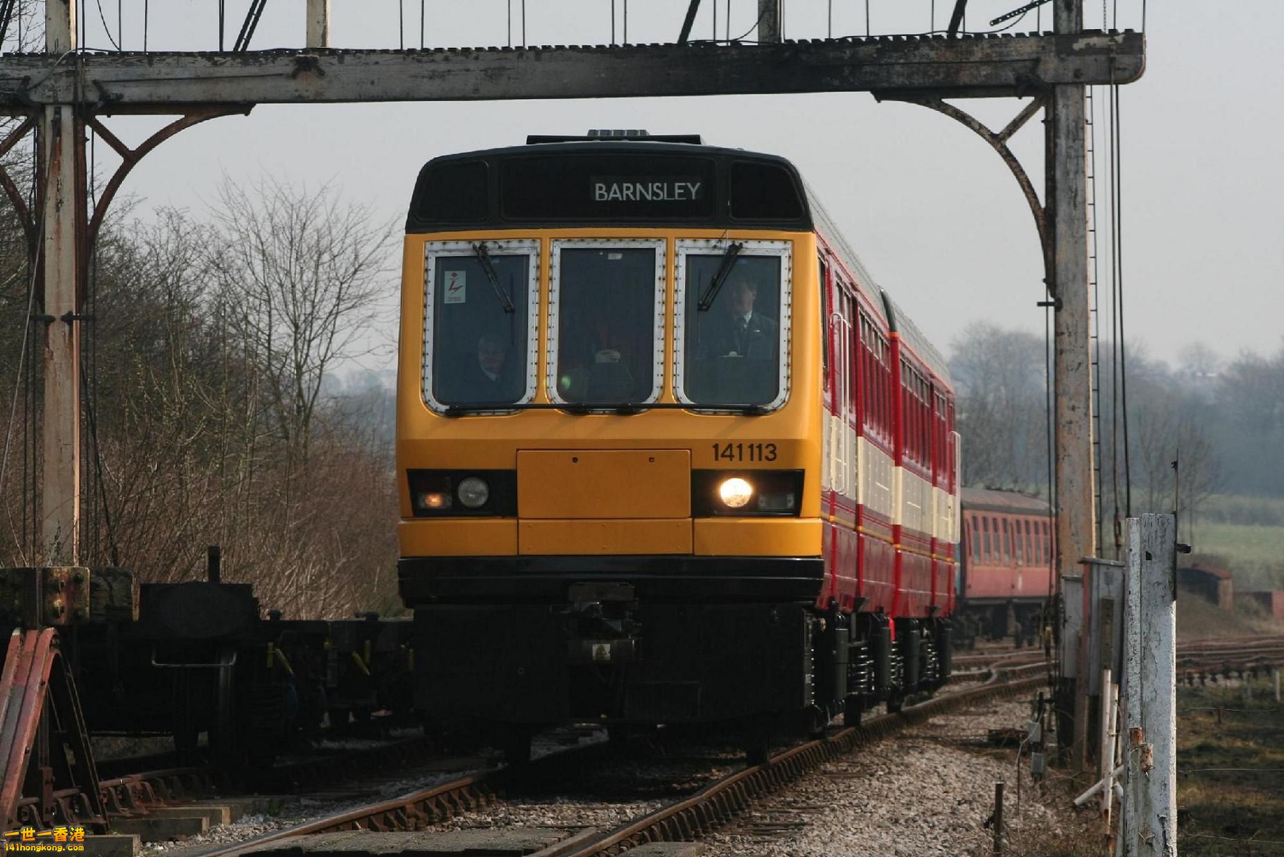 141 113 Departing Swanwick Junction, 31st March 2007,.jpg