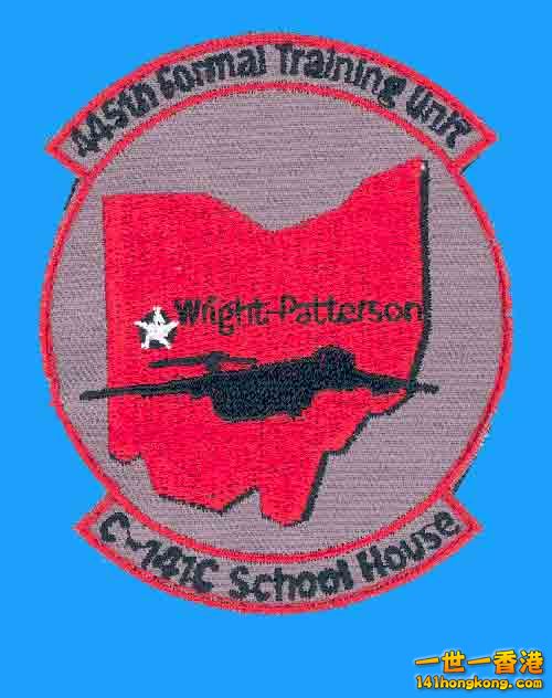 0445c141schoolhousepatch...C141 starlifter---c141heaven.info.jpg