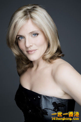 Meav Ni Mhaolchatha.jpg