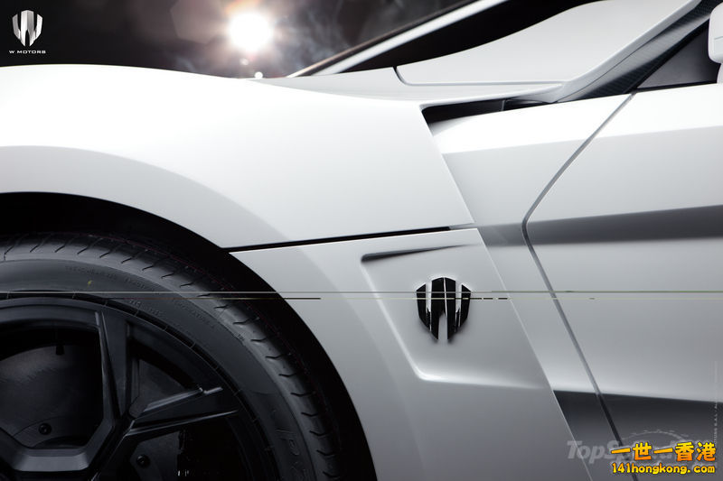 2013-w-motors-lykan-hyper-2_800x0w.jpg