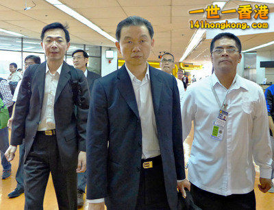 台調查團成員抵菲律賓   -   2.jpg