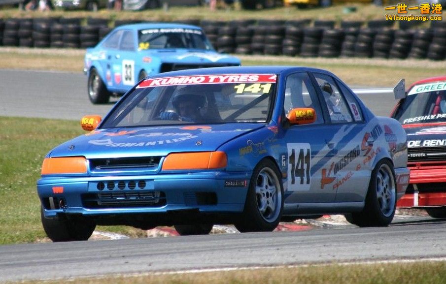141 Nissan.jpg