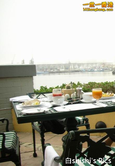 海邊食早餐！.JPG
