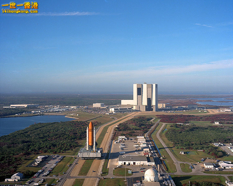 Space Shuttle Atlantis is prepared for launch on 25 January 1990..jpg