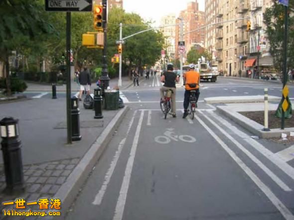CycleTrackNYC.jpg