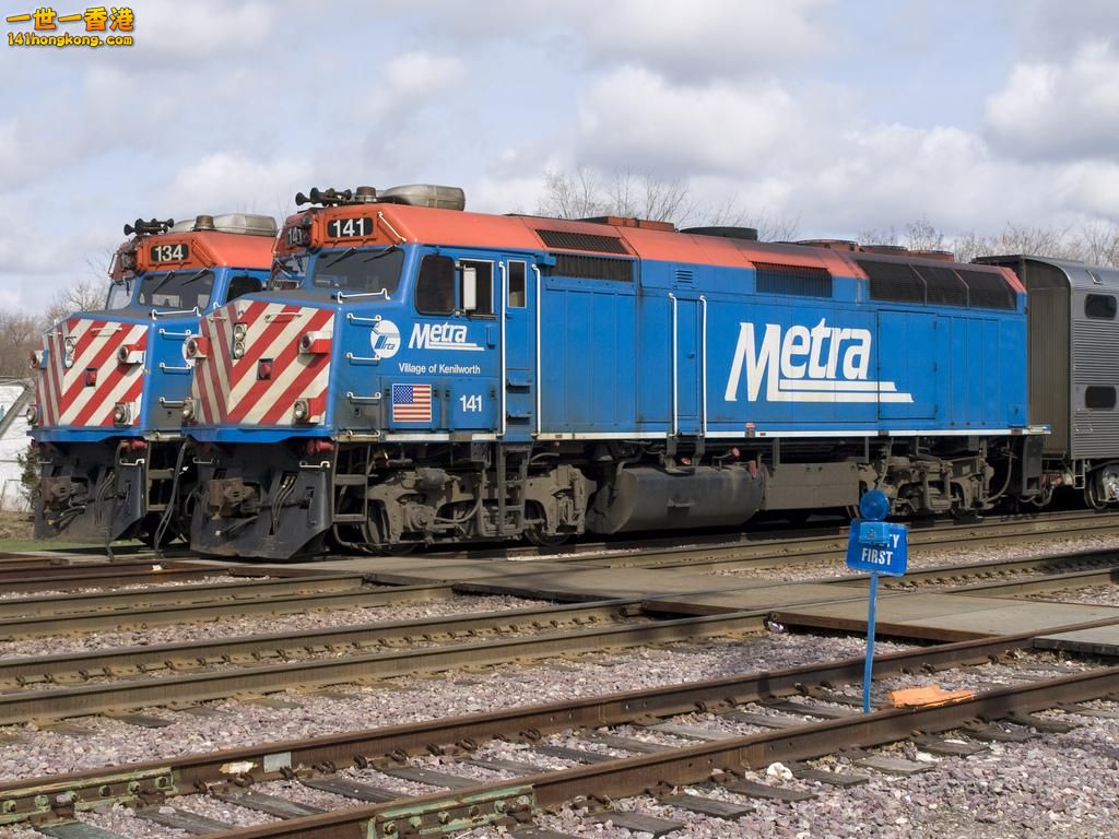 Metra 141 EMD F40PH-2 Diesel Locomotive.jpg