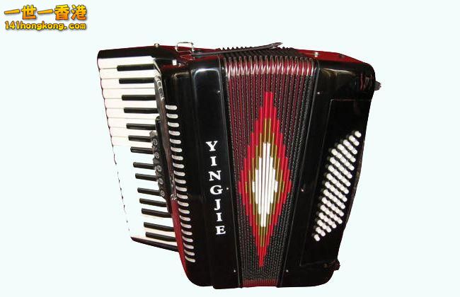 鍵盤式手風琴.jpg