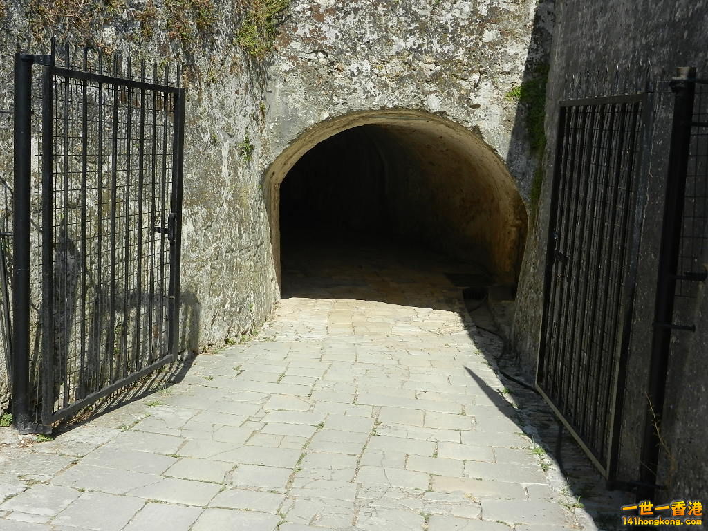 DSCN7010.JPG