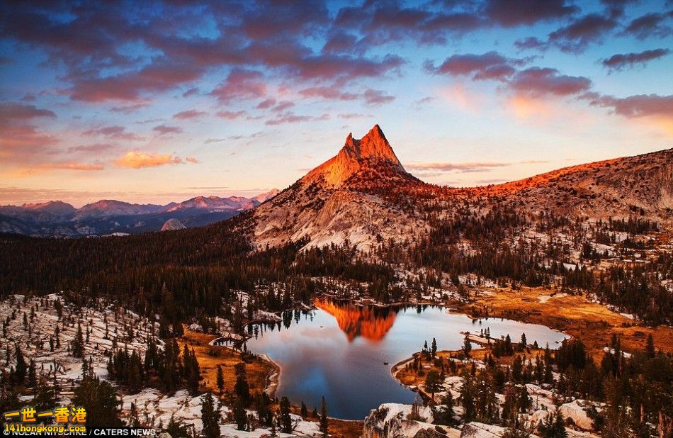 诺兰·尼奇克在约塞米蒂国家公园内拍摄的另一张美丽全景。为了获得最完美的图片，尼奇克公园里辛勤拍摄了数 ...